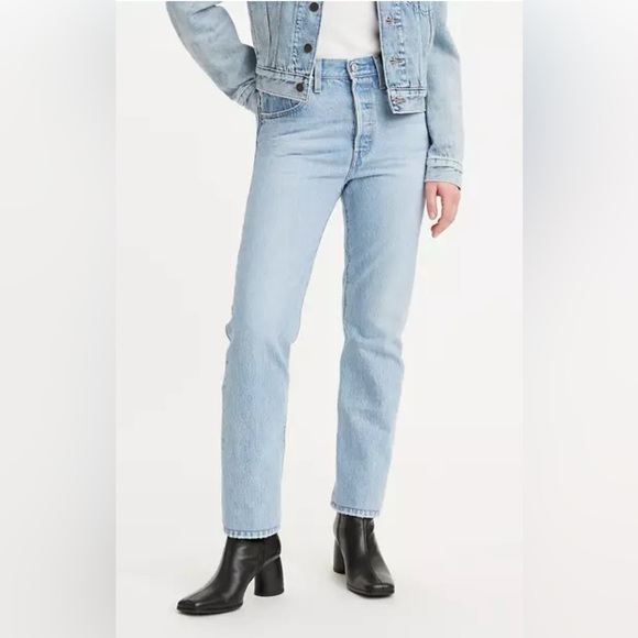 Levi’s | 501 Button Fly Light Wash Jeans - Picture 1 of 8